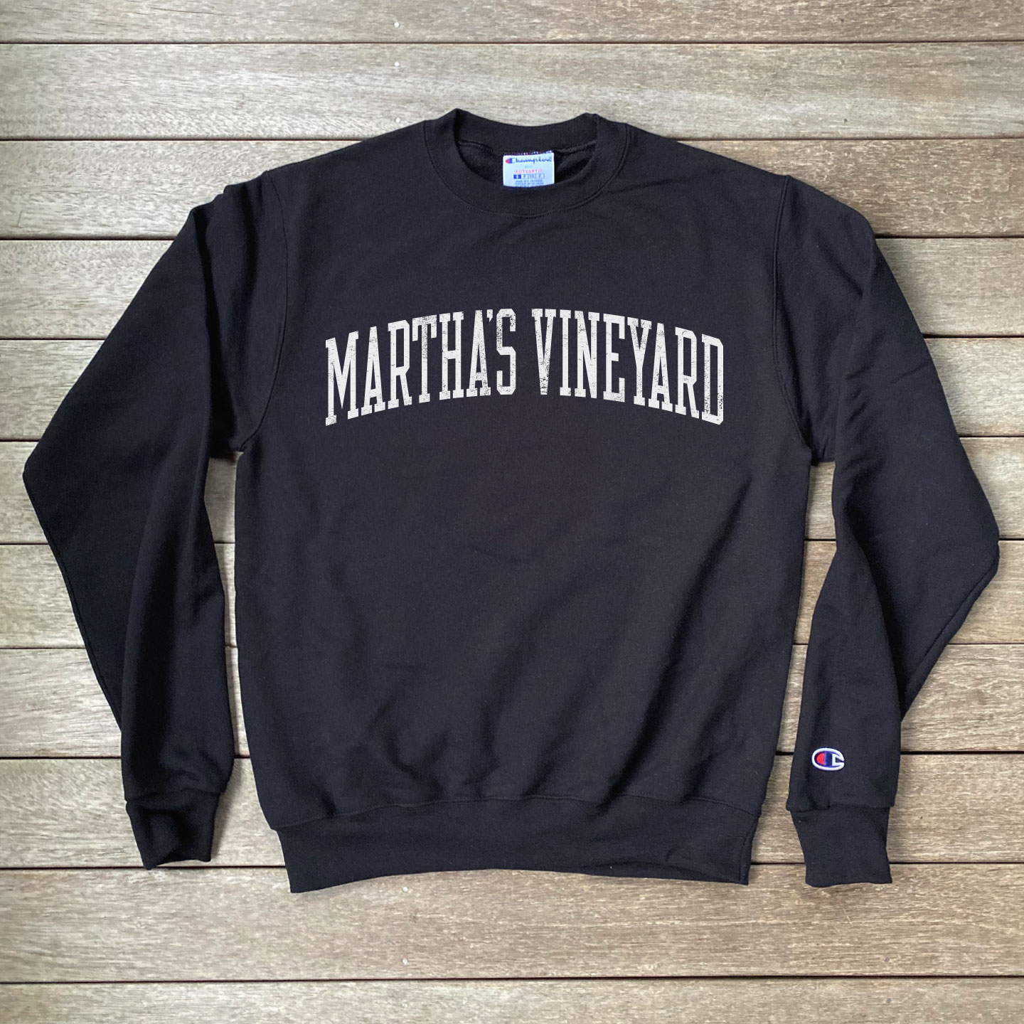– Inkwell Clothing Vineyard Champion Company Sweatshirt Martha\'s